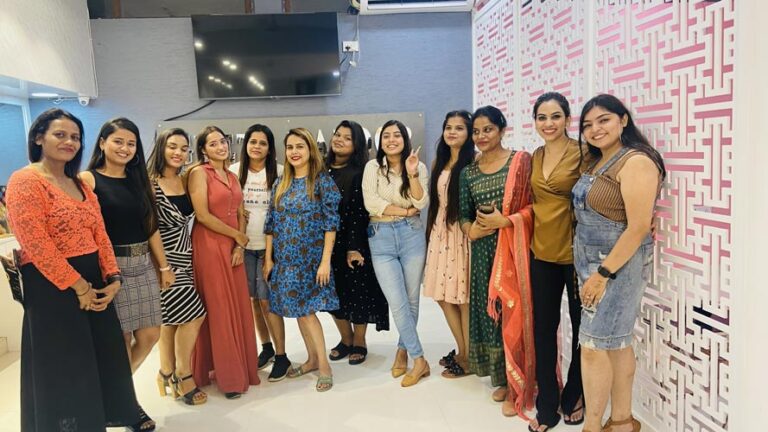 Interview with Geeta Kapoor from Geeta Kapoor makeup academy Geeta Kapoor